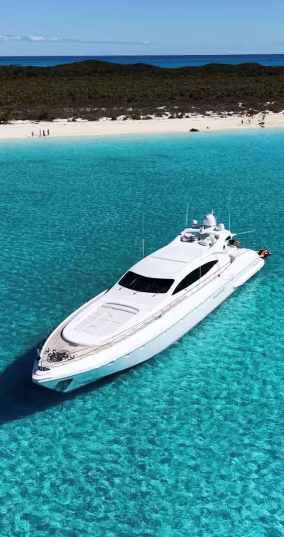 Image of TOTAL yacht #18