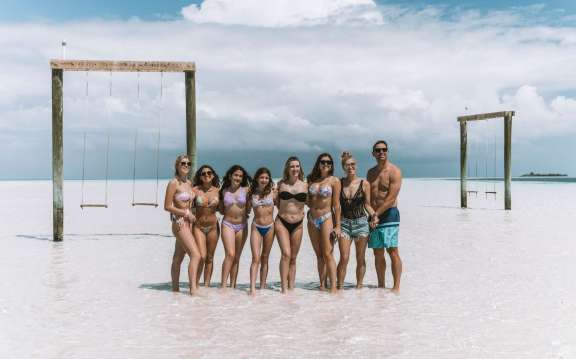 Image of PurelyBlu yacht #9