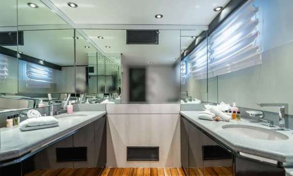 Image of THE REGAL yacht #9