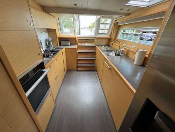 Image of LONDON SKY yacht #6