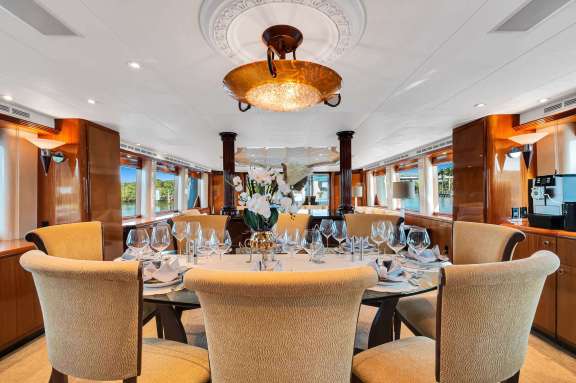 Image of Seaspeak yacht #3