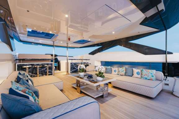 Image of Never Blue yacht #5