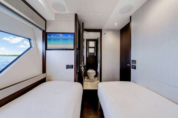 Image of SEAWALKER yacht #6