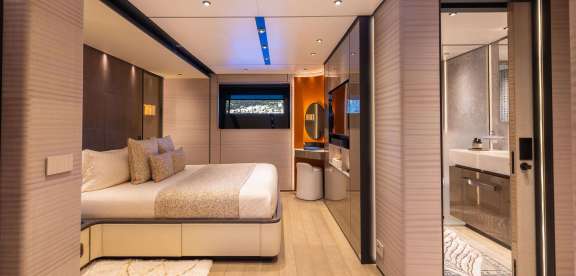 Image of SUI GENERIS yacht #10