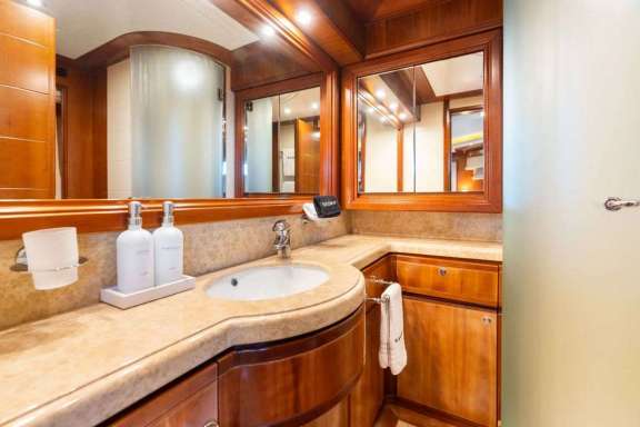 Image of MAMBO yacht #7