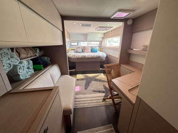 Image of THE CATHOUSE yacht #14