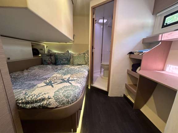 Image of THE CATHOUSE yacht #19