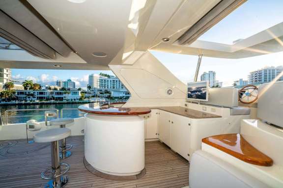 Image of VIVERE yacht #15