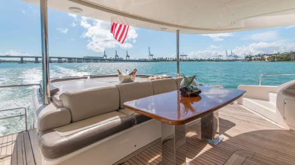 Image of LEGEND & SOUL yacht #13