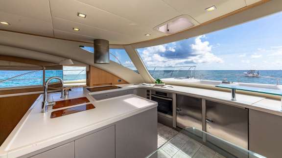 Image of LEGEND & SOUL yacht #3