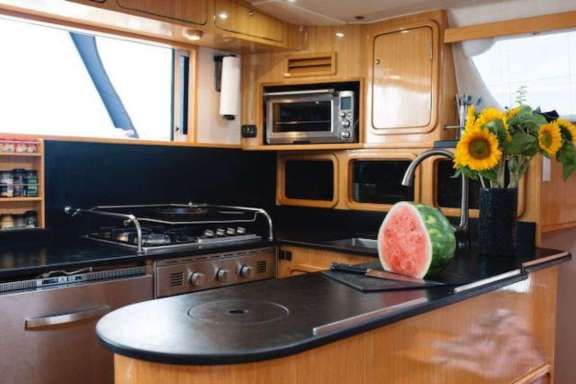 Image of PARADIGM SHIFT yacht #15