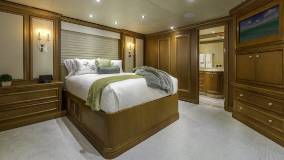 Queen Guest Stateroom