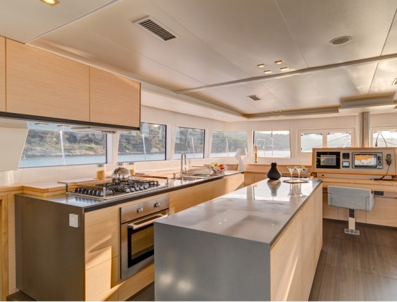 Image of TIGER LILY yacht #2