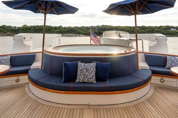 Image of LADY VICTORIA yacht #16