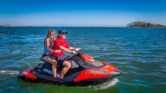Image of CEDAR ISLAND yacht #16