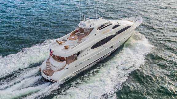 Image of CEDAR ISLAND yacht #19