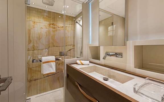 Image of FREDDY yacht #13