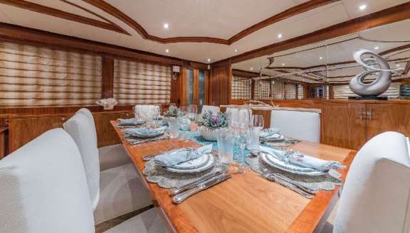 Image of LADY DEENA II yacht #3