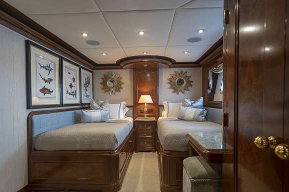 Twin guest stateroom