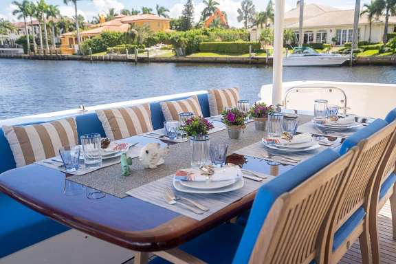 Aft deck dining