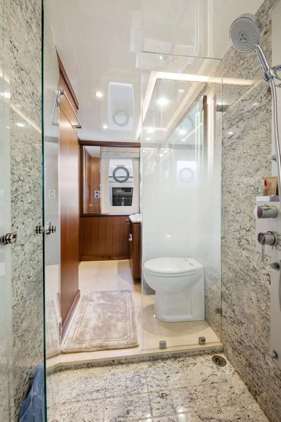 Master ensuite