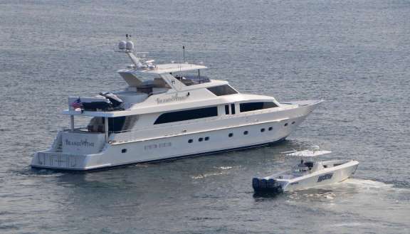 M/Y BRANDI WINE