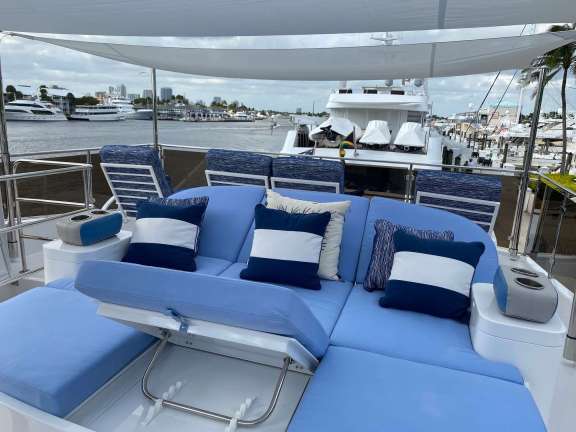 Flybridge Sunbed