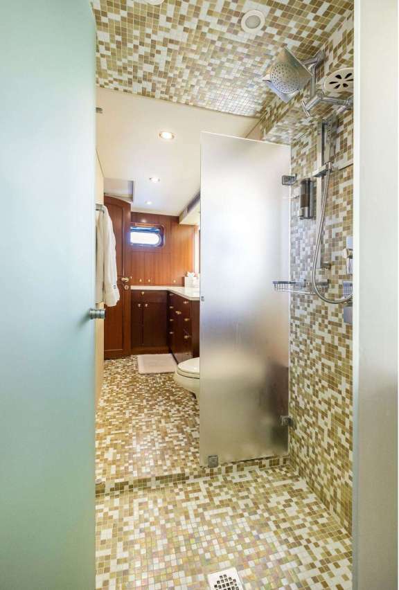 Image of LEXINGTON yacht #7