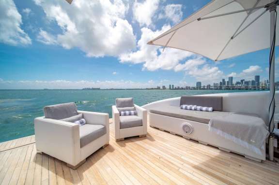 Image of 120 Double shot yacht #5