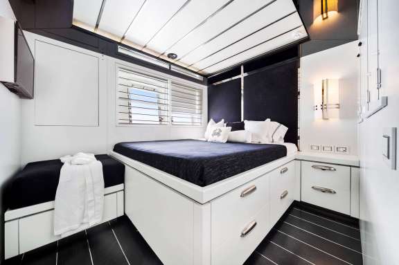 Image of 120 Double shot yacht #8