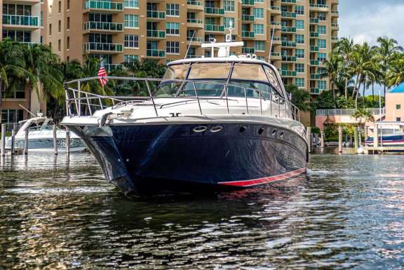 Image of indulgence 24/7 yacht #5