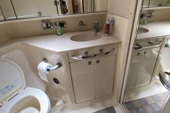 Image of indulgence 24/7 yacht #9