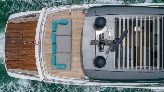 Image of No Time To Die yacht #13