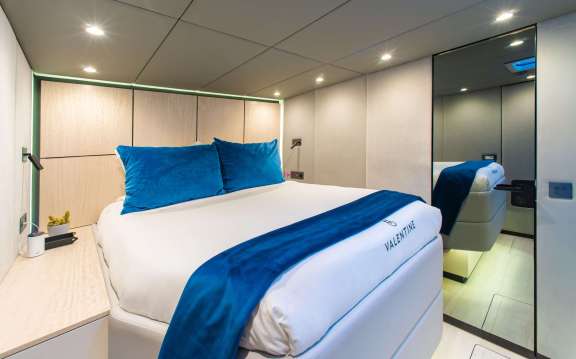 Lounging off the stern