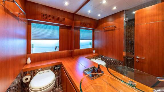 Image of Regal yacht #9