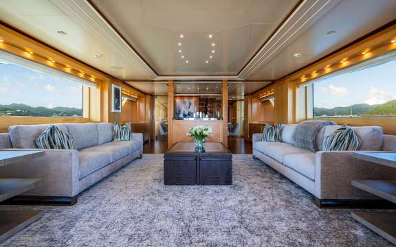 Image of LOVEBUG yacht #2