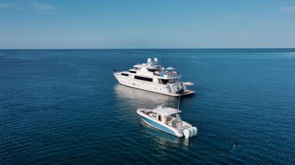 Image of She’s a Peach yacht #19