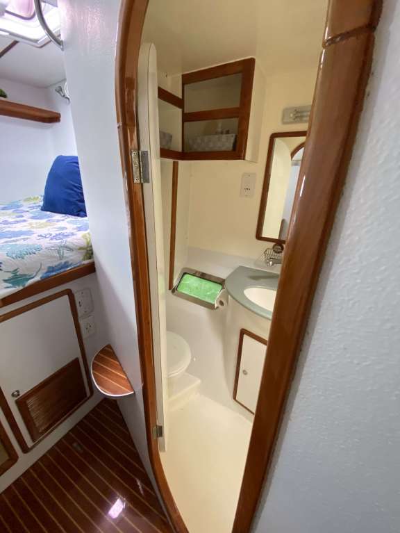 Image of MAGIC BUS yacht #9