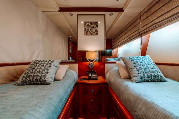 Image of ENDLESS SUN yacht #8