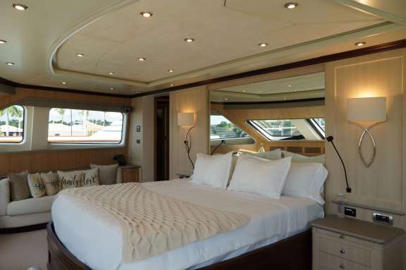 On Deck - Master Stateroom