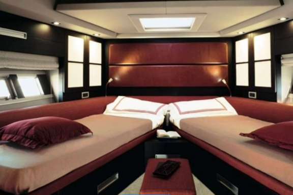 Image of Warren Kelly yacht #8