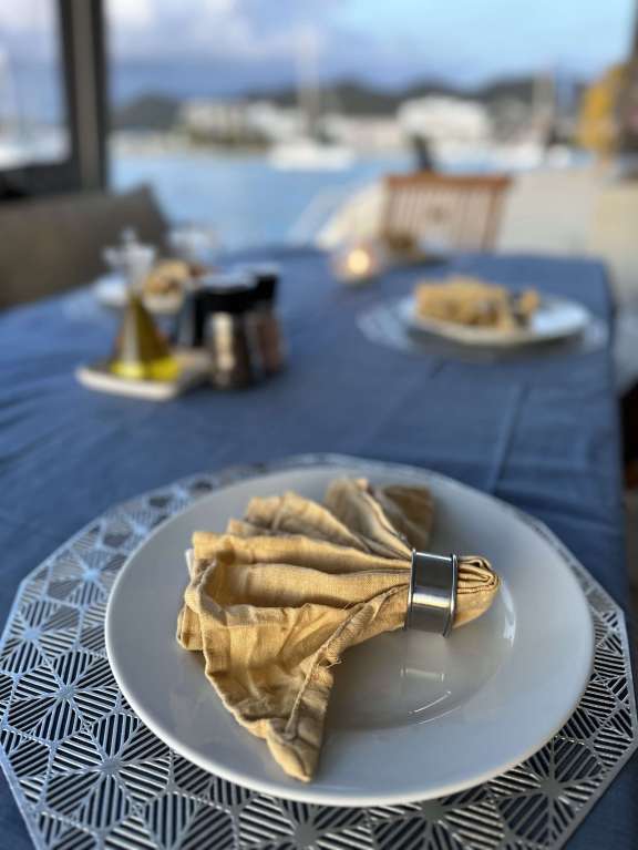 Image of Olivia Charles yacht #19