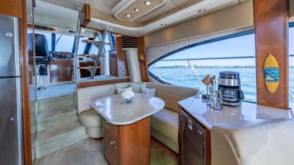 Image of ELEGANT LADY yacht #3