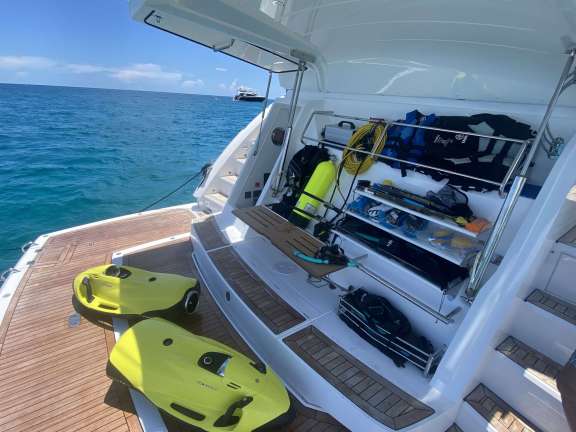 Image of Lago Paradise yacht #5