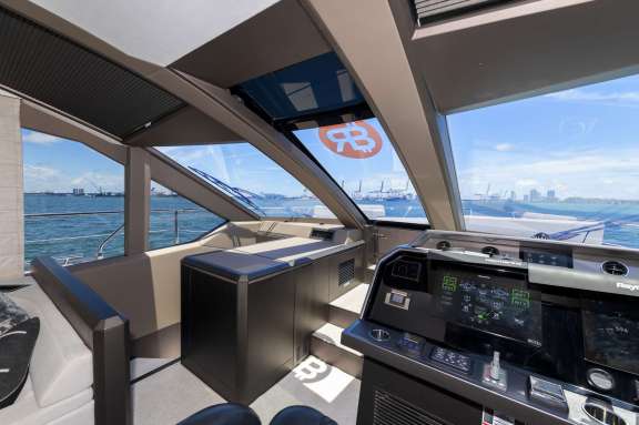 Image of Crypto Life yacht #12