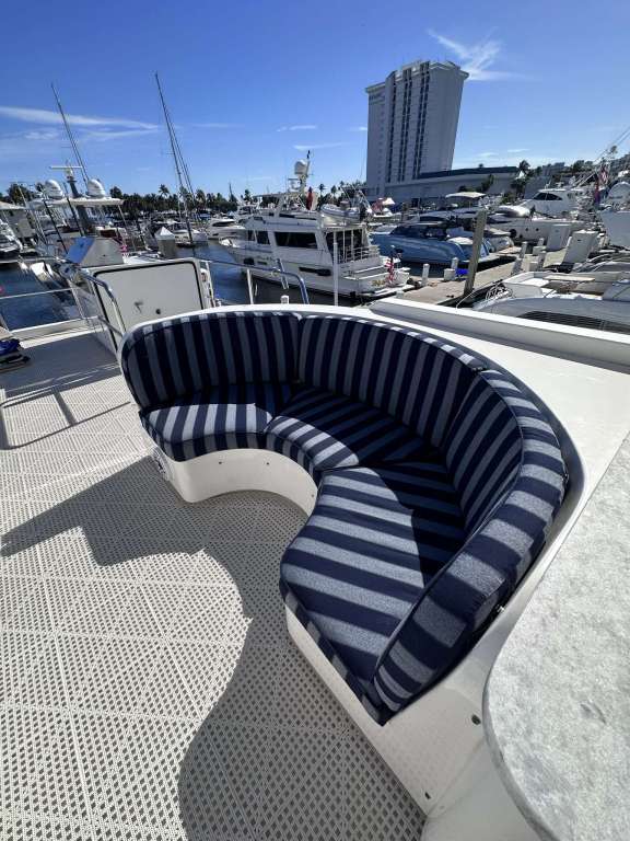 Image of LADY B yacht #15