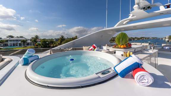 Image of FORTITUDE yacht #18