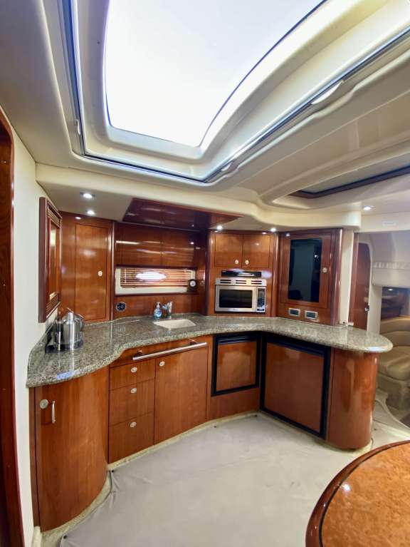 Image of South Side yacht #3