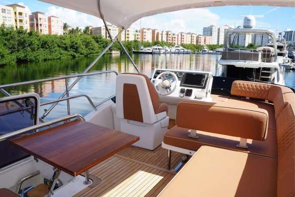 Image of Silver Lion yacht #4