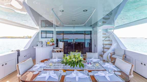 Al Fresco Dining for 8